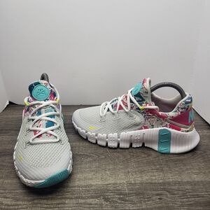 Nike Athletic Shoes Gray and Teal
